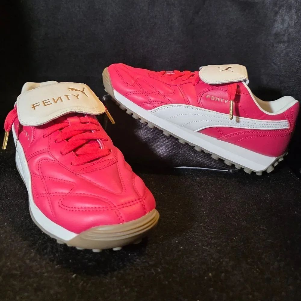 Fenty Puma Womens 8.5/ Mens 7